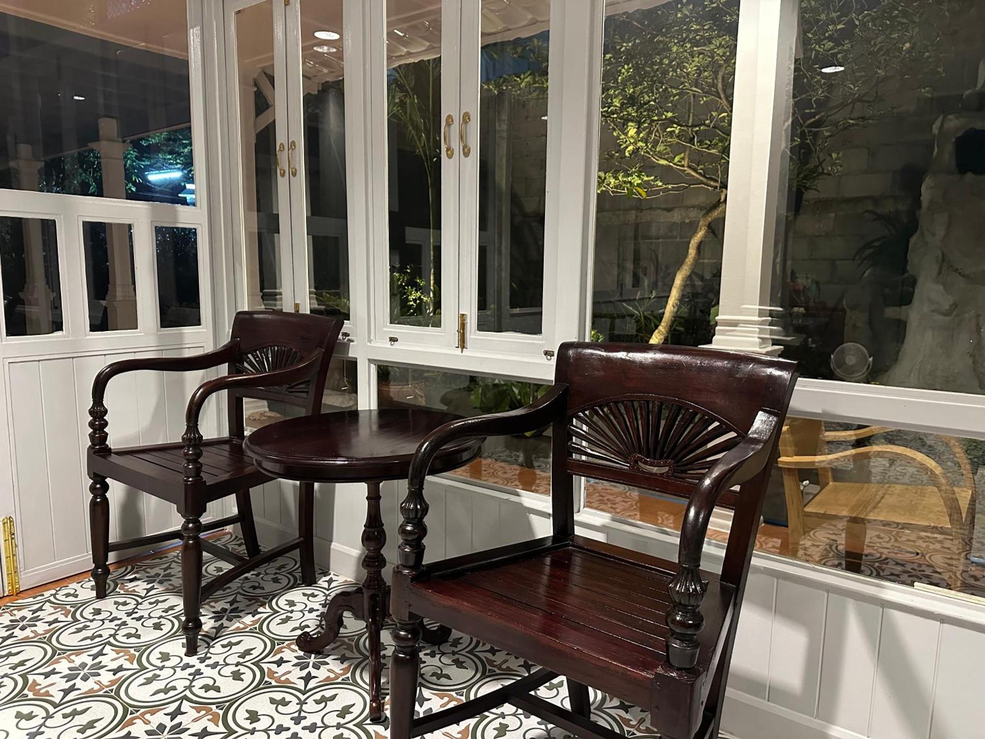 Baan Debtida Hotel Bangkok Bagian luar foto