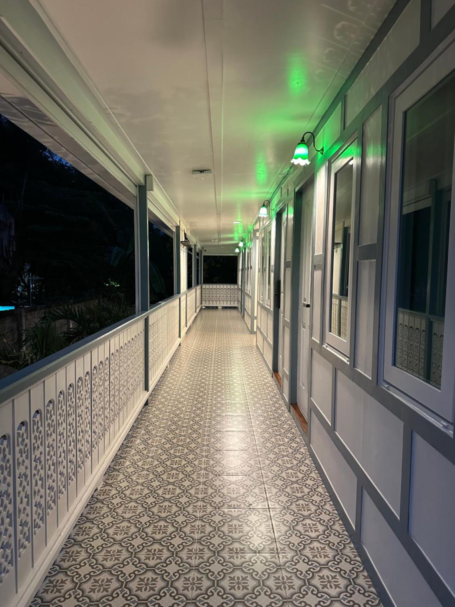 Baan Debtida Hotel Bangkok Bagian luar foto